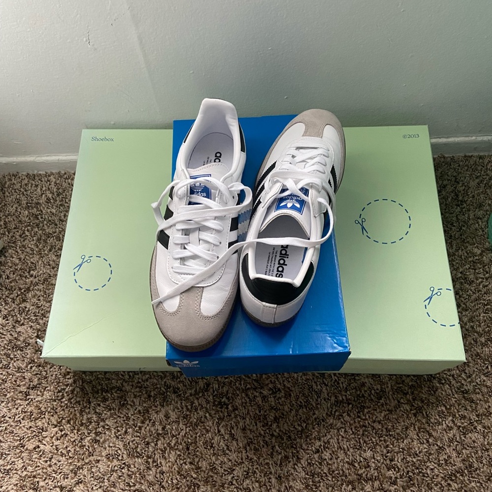 Samba Adidas sneakers